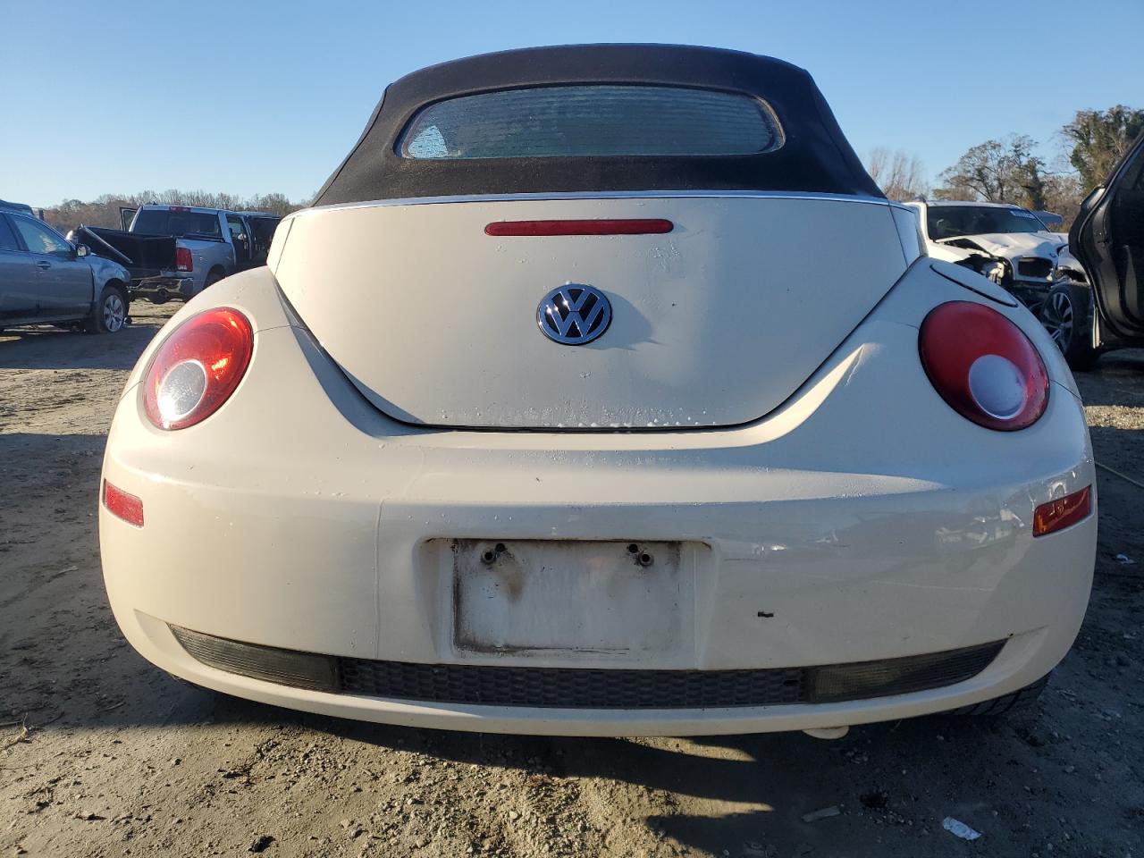 2007 Volkswagen Beetle VIN 3VWRF31Y57M420319 Copart auction photo, side damage thumbnail 6