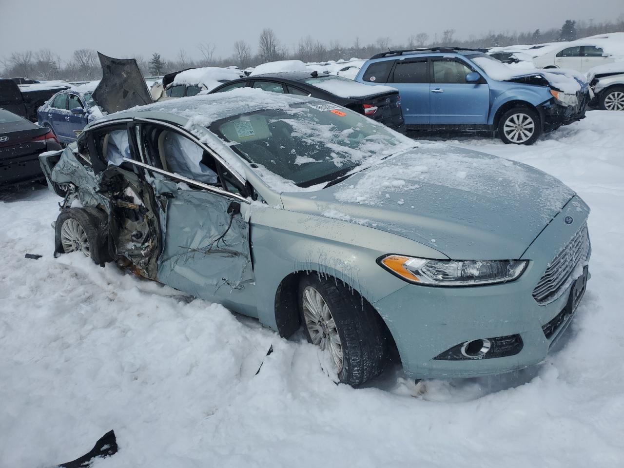 2013 Ford Fusion VIN 3FA6P0LU4DR173682 Copart auction photo, side / rear end damage thumbnail 4