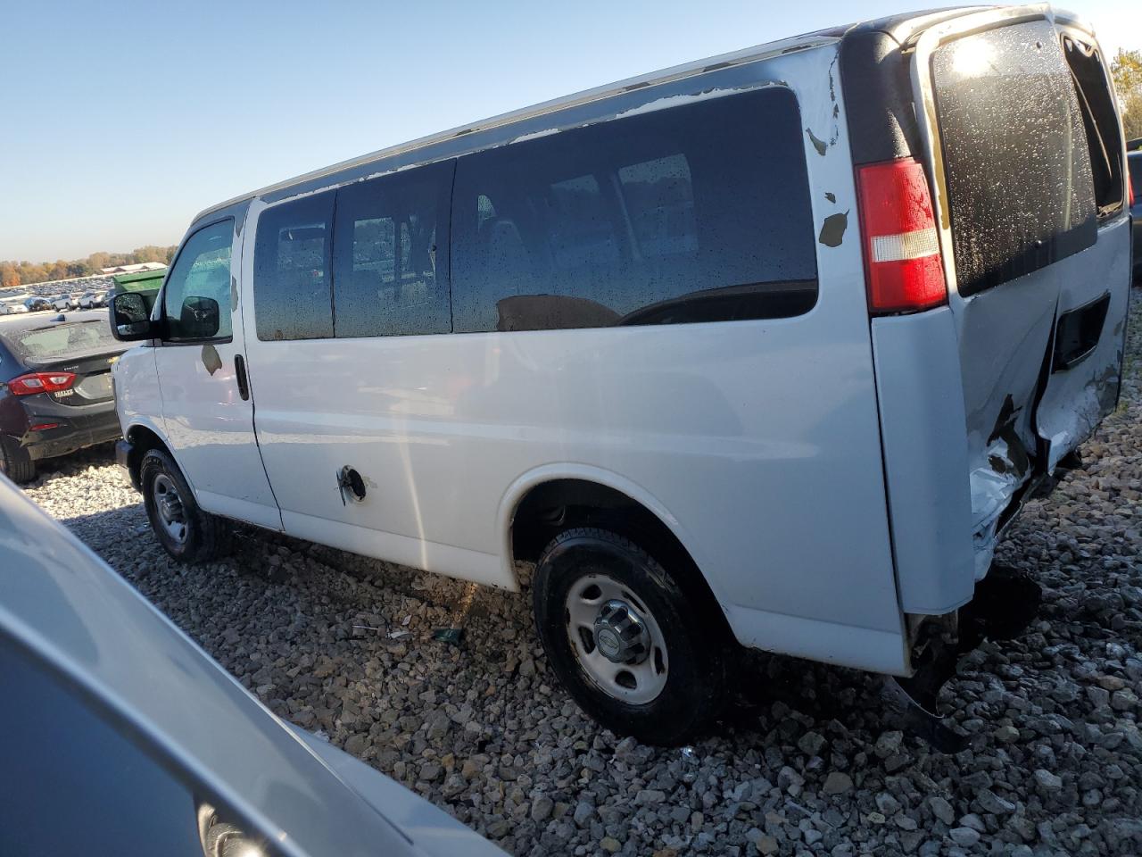 2009 Chevrolet Express VIN 1GAHG35K091166089 Copart auction photo, rear end damage thumbnail 2