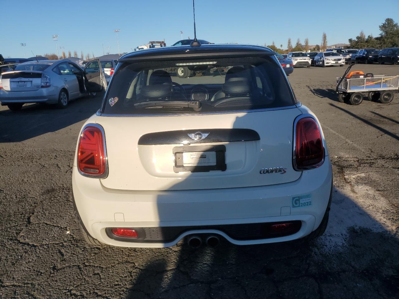 2018 MINI Cooper VIN WMWXP7C59J2A47236 Copart auction photo, front end / side damage thumbnail 6
