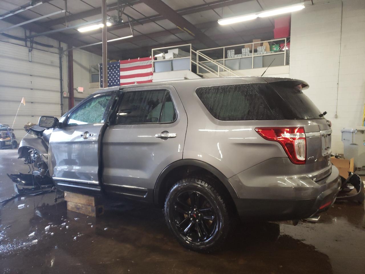 2013 Ford Explorer VIN 1FM5K8D84DGC89391 Copart auction photo, front end / side damage thumbnail 2