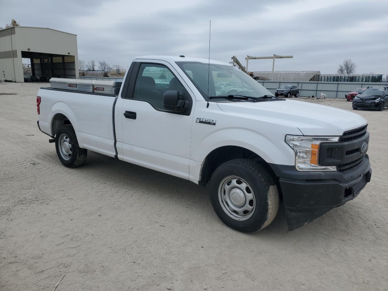2019 Ford F-150 VIN 1FTMF1CB1KKD57276 Copart auction photo, minor dent/scratches damage thumbnail 4
