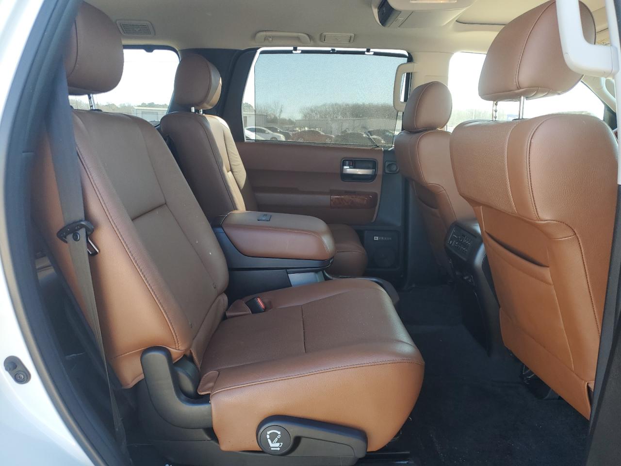 2019 Toyota Sequoia VIN 5TDDY5G17KS166005 Copart auction photo, front end / side damage thumbnail 12