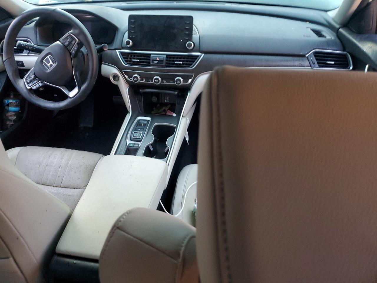 2019 Honda Accord VIN 1HGCV2F55KA013192 Copart auction photo, water/flood / minor dent/scratches damage thumbnail 8