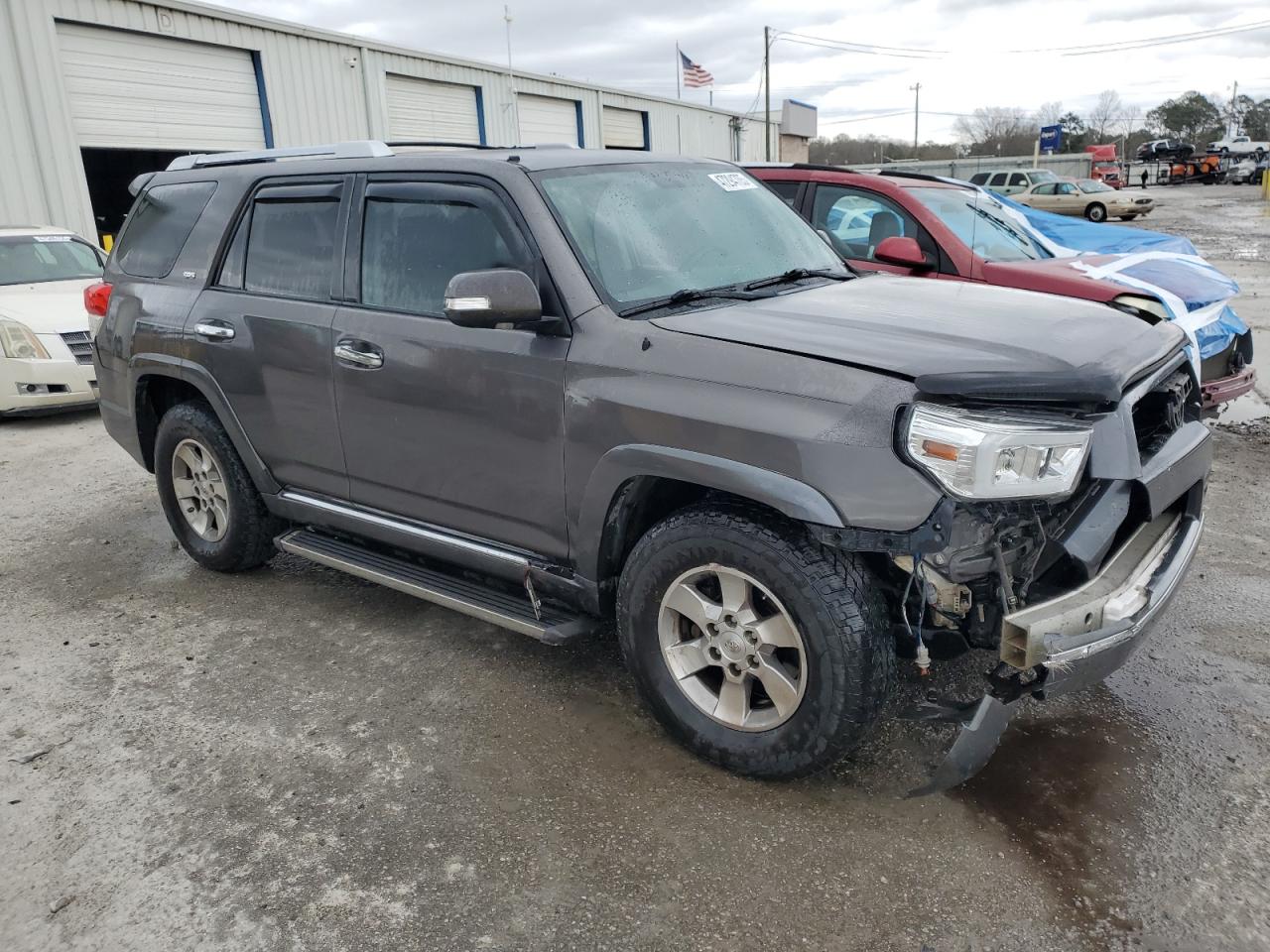 2011 Toyota 4Runner VIN JTEZU5JR8B5024778 Copart auction photo, front end / side damage thumbnail 4