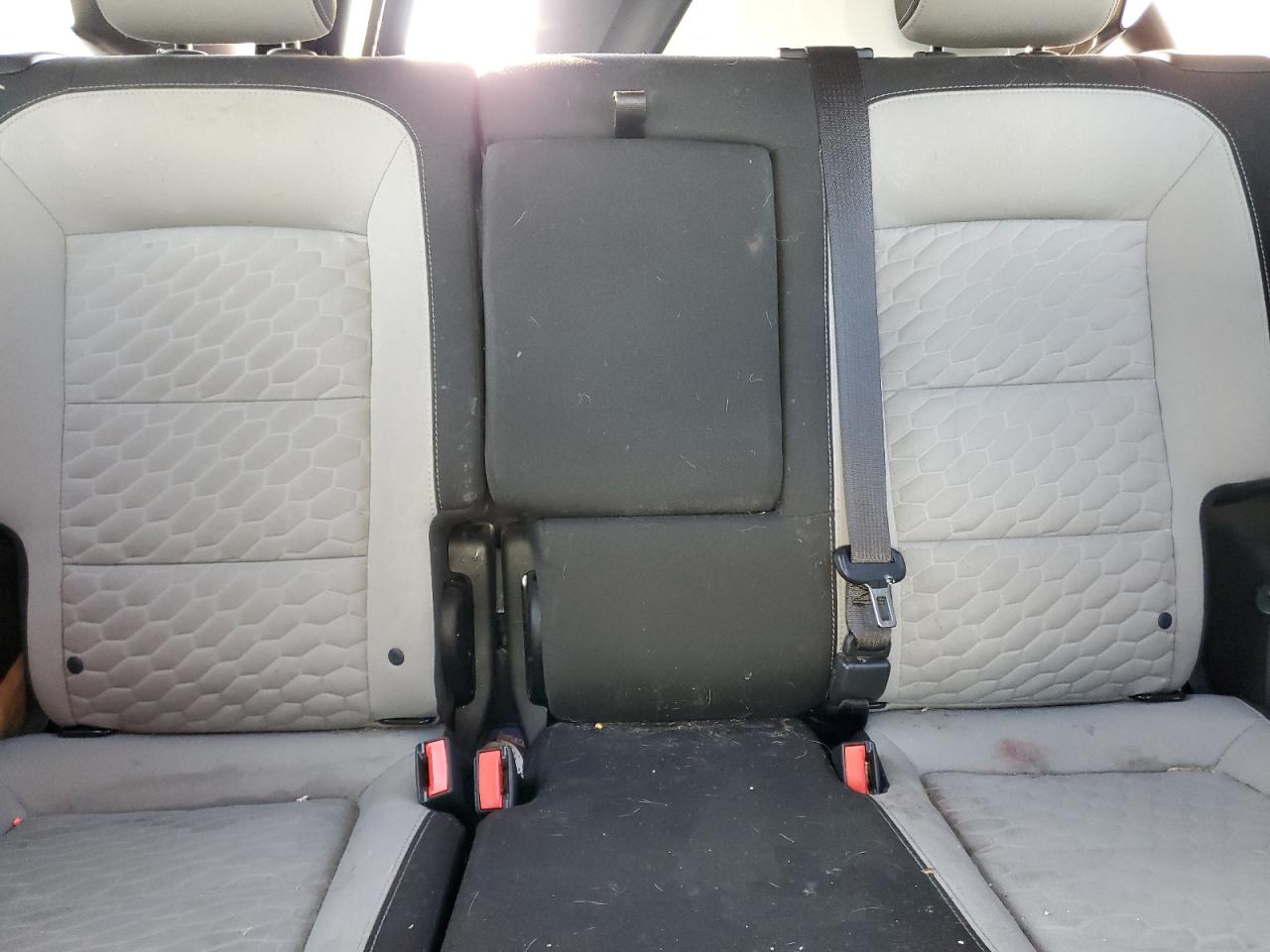 2018 Chevrolet Equinox VIN 2GNAXJEV8J6238642 Copart auction photo, rear end damage thumbnail 10
