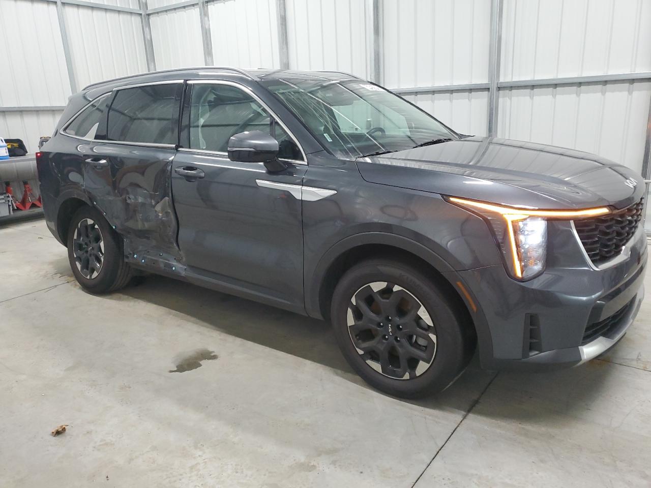 2024 KIA Sorento VIN 5XYRL4JC7RG278772 Copart auction photo, side / all over damage thumbnail 4