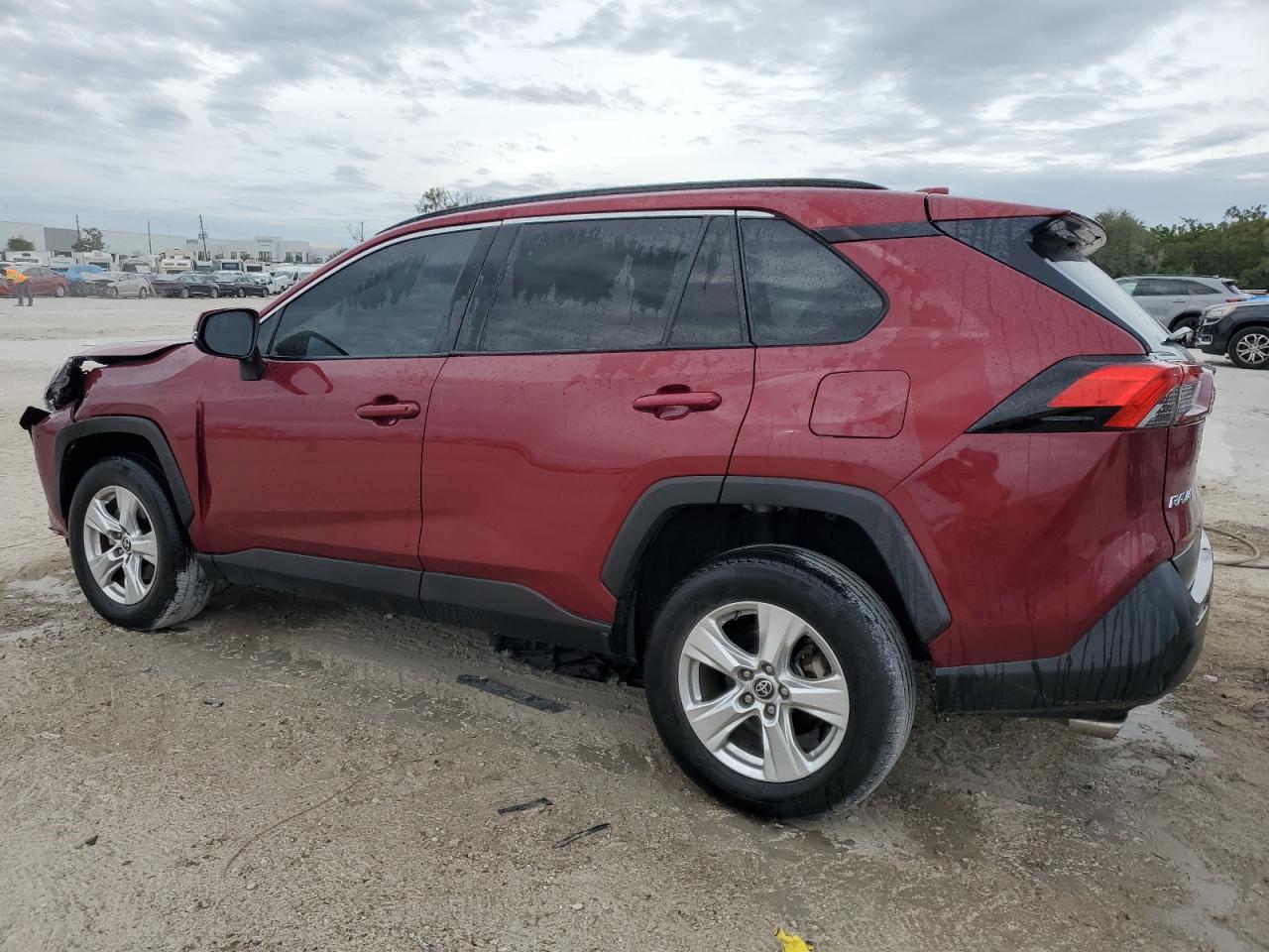 2021 Toyota RAV 4 VIN 2T3W1RFV9MW174052 Copart auction photo, side / front end damage thumbnail 2