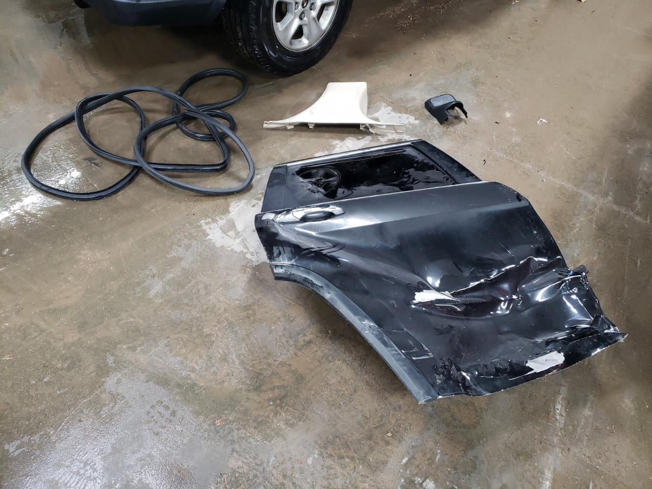 2015 Jeep Grand Cherokee VIN 1C4RJFAGXFC926884 Copart auction photo, side damage thumbnail 12