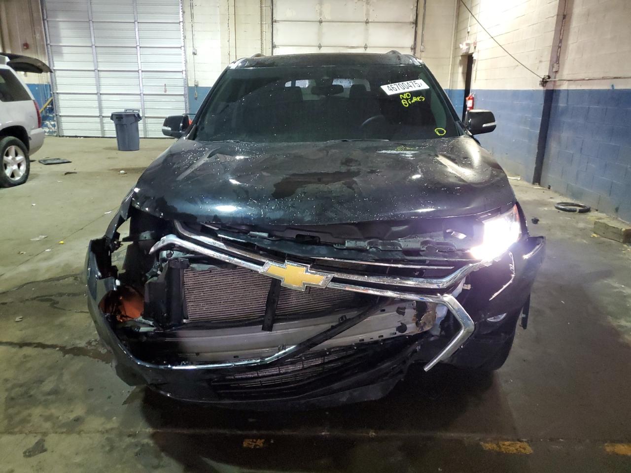 2021 Chevrolet Traverse VIN 1GNEVGKW0MJ262173 Copart auction photo, front end / mechanical damage thumbnail 5