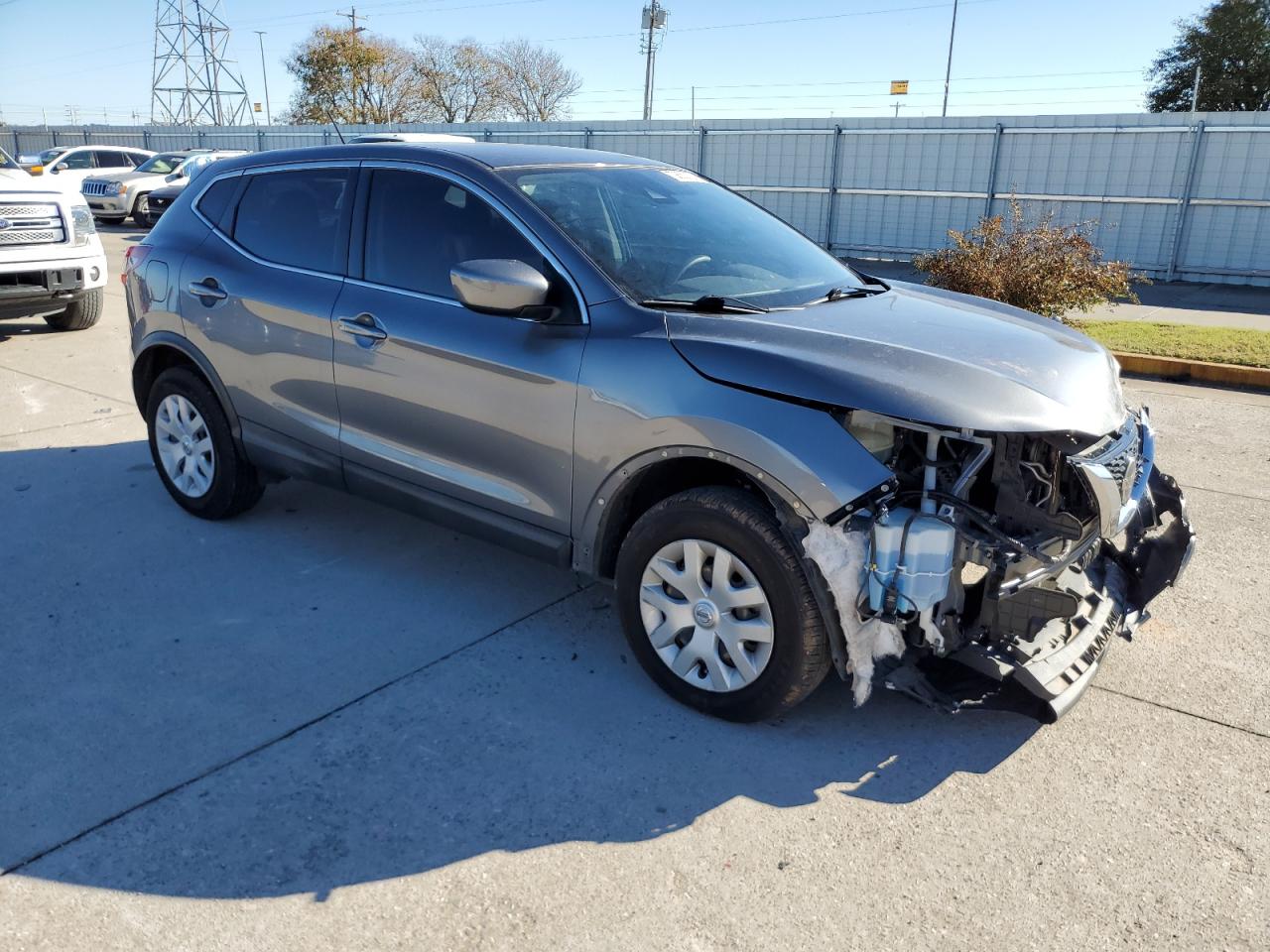 2020 Nissan Rogue VIN JN1BJ1CV0LW259188 Copart auction photo, front end / minor dent/scratches damage thumbnail 4