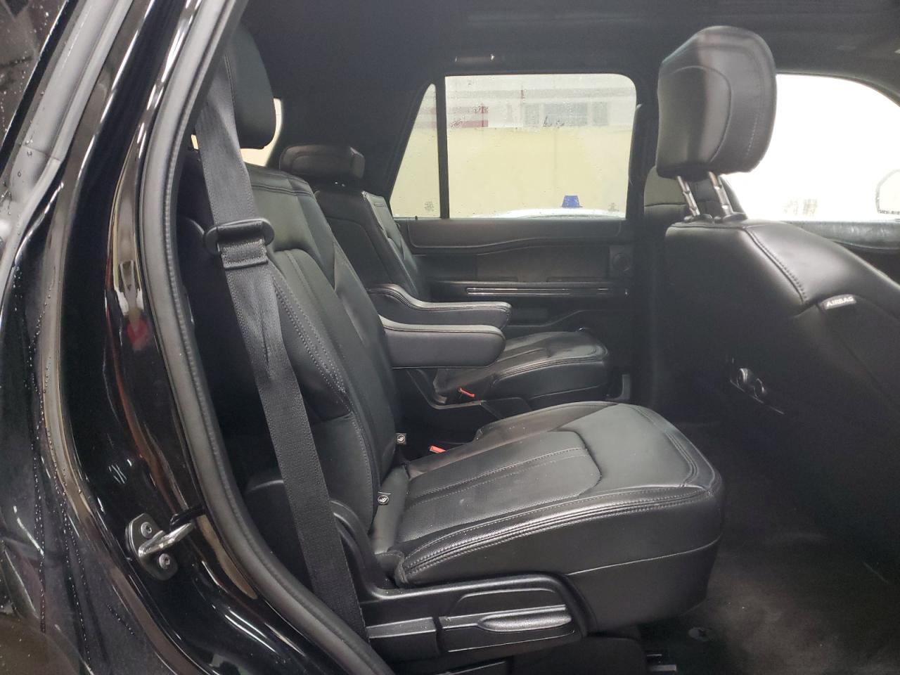 2018 Ford Expedition VIN 1FMJU2AT0JEA58445 Copart auction photo, side / front end damage thumbnail 11