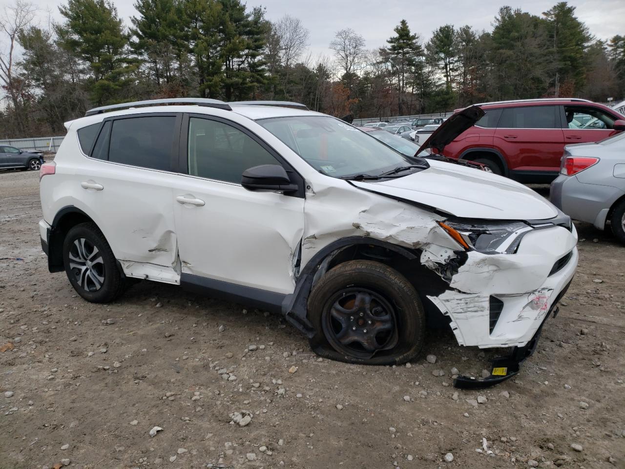 2018 Toyota RAV 4 VIN JTMBFREV6JD242124 Copart auction photo, front end / side damage thumbnail 4