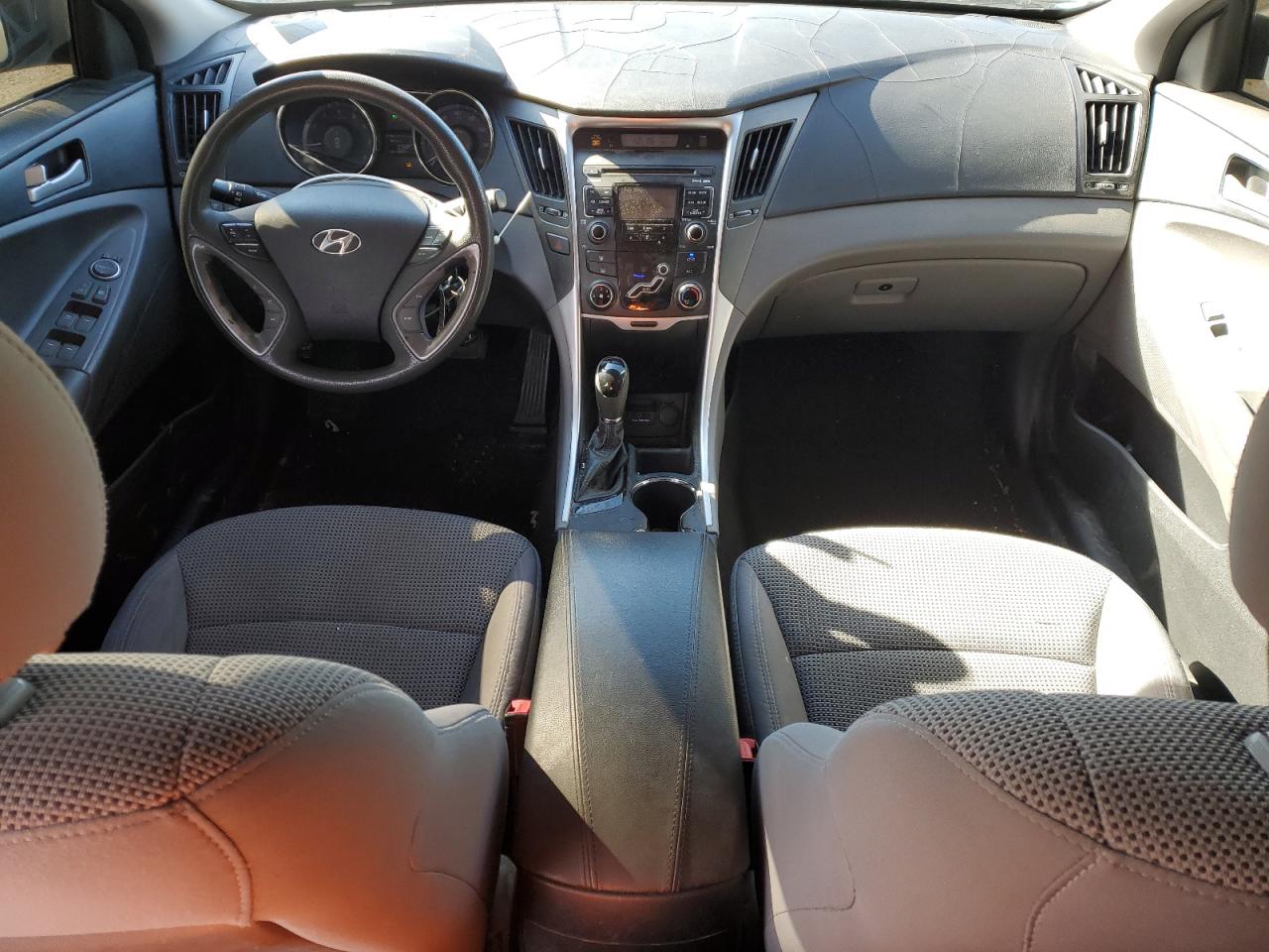 2011 Hyundai Sonata VIN 5NPEB4ACXBH242414 Copart auction photo, front end / minor dent/scratches damage thumbnail 8