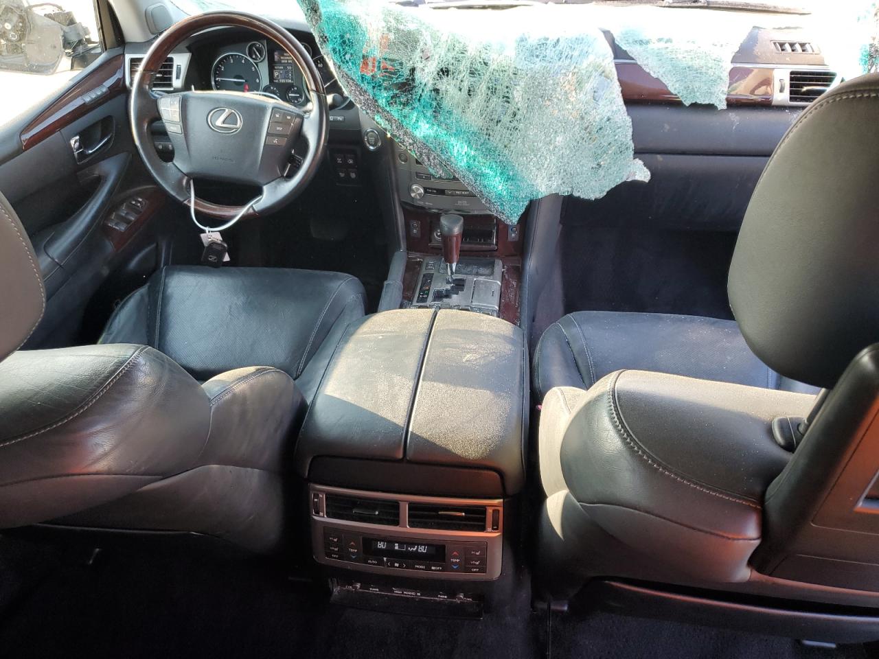 2015 Lexus LX VIN JTJHY7AX9F4166130 Copart auction photo, front end / side damage thumbnail 8