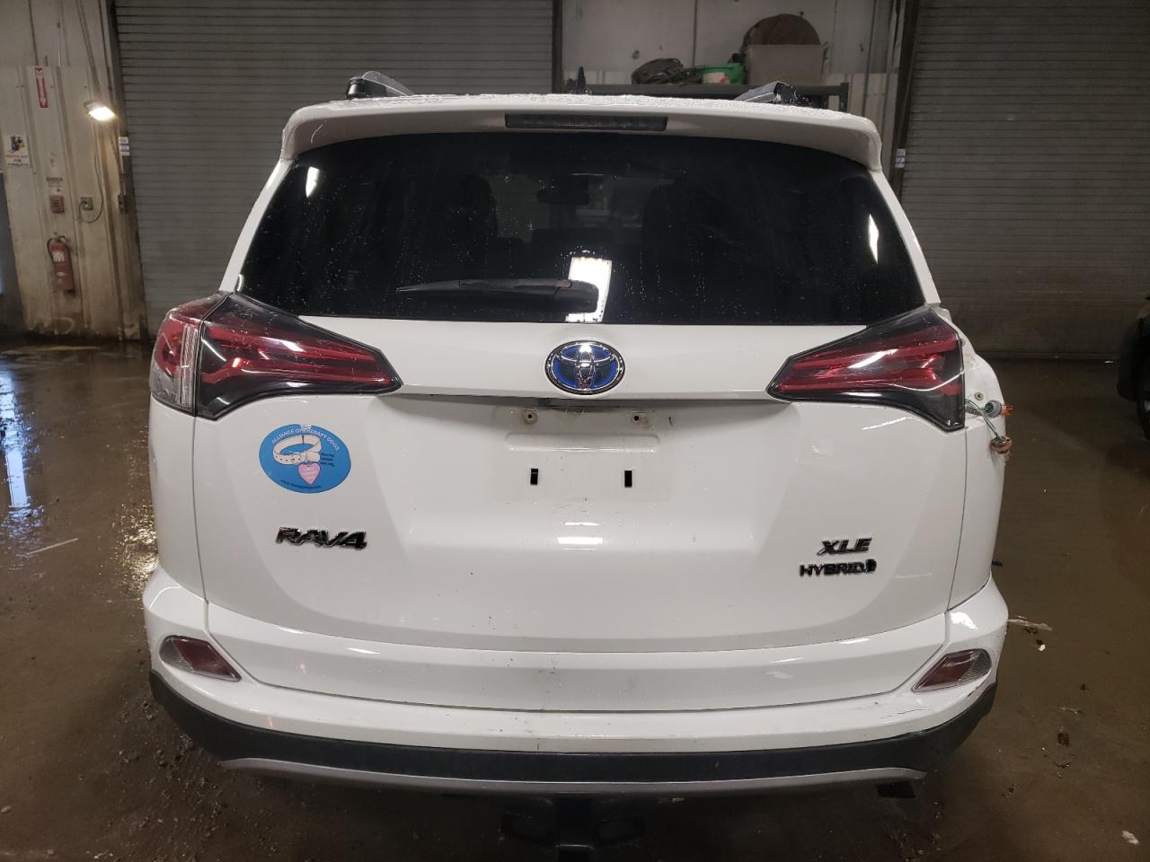 2017 Toyota RAV 4 VIN JTMRJREV3HD098703 Copart auction photo, front end / side damage thumbnail 6