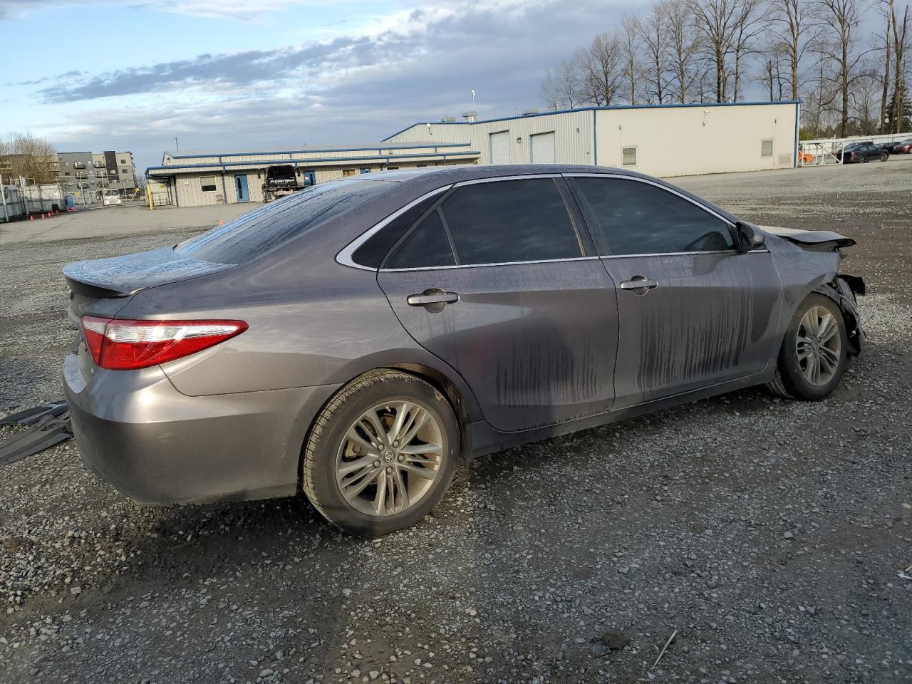 2016 Toyota Camry VIN 4T1BF1FK1GU212930 Copart auction photo, front end damage thumbnail 3