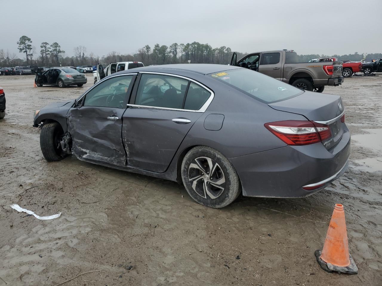 2016 Honda Accord VIN 1HGCR2F33GA137469 Copart auction photo, side damage thumbnail 2