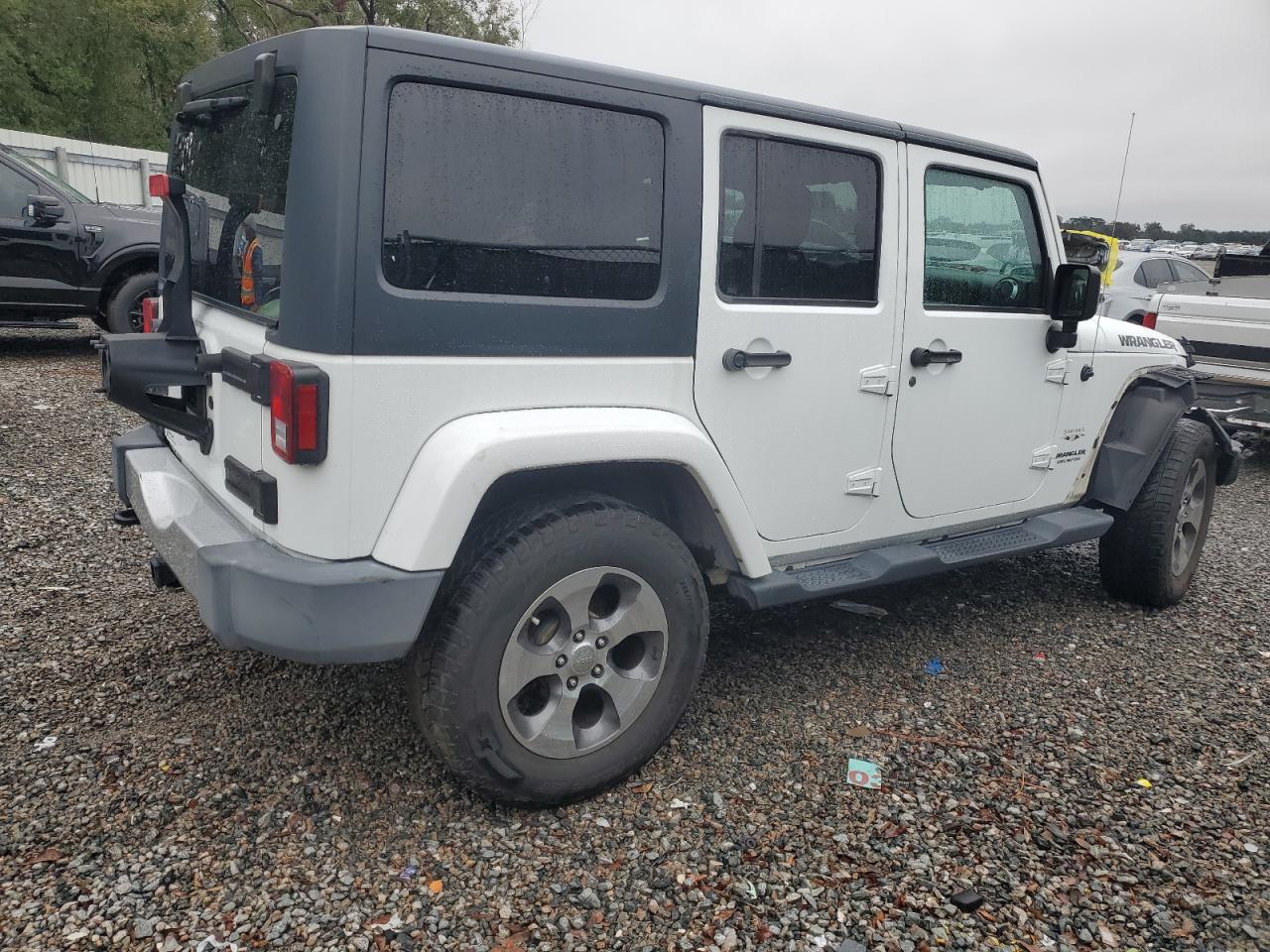 2017 Jeep Wrangler VIN 1C4BJWEG3HL697267 Copart auction photo, undercarriage / front end damage thumbnail 3