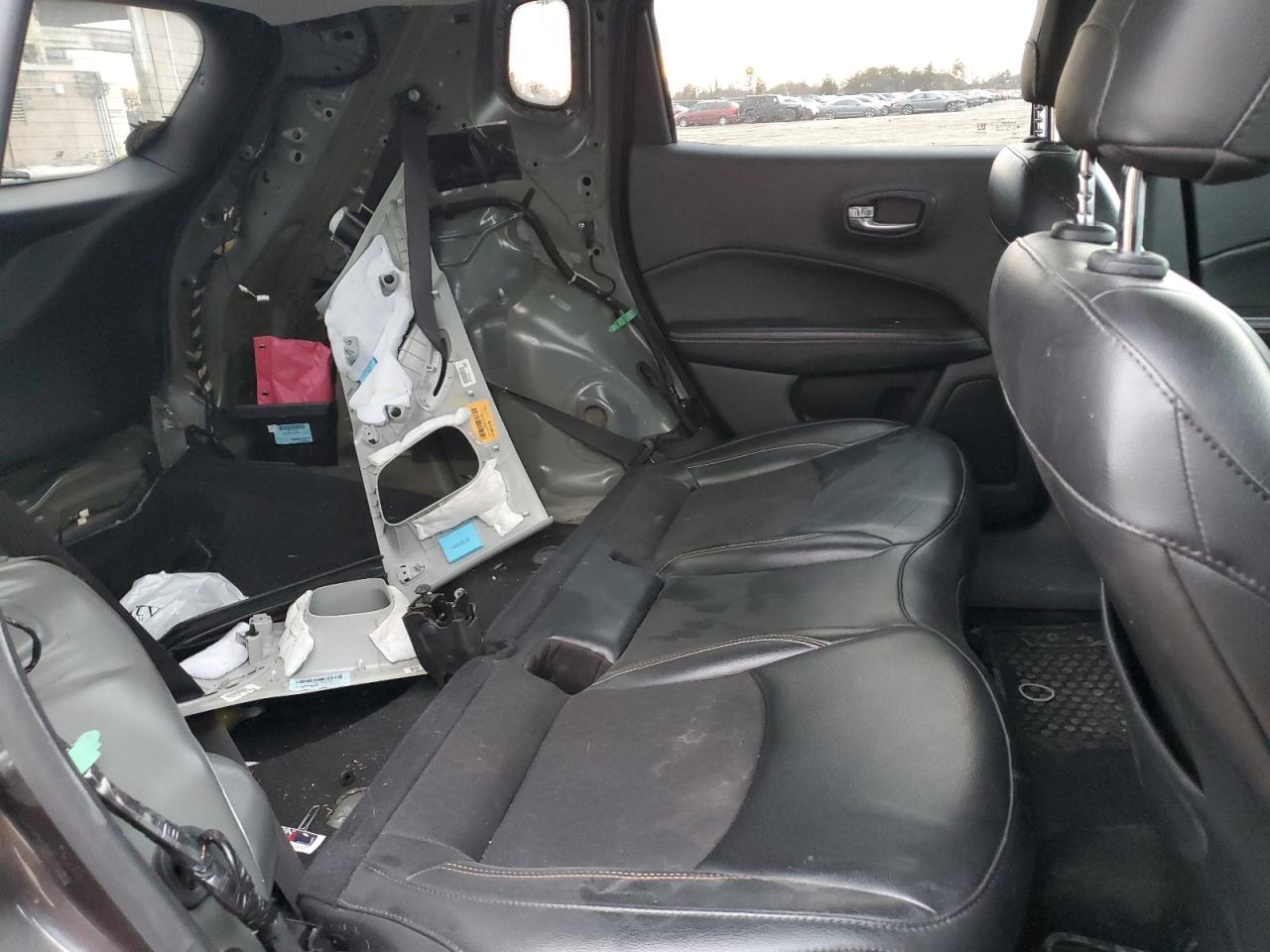 2020 Jeep Compass VIN 3C4NJCBB9LT129302 Copart auction photo, rear end damage thumbnail 11