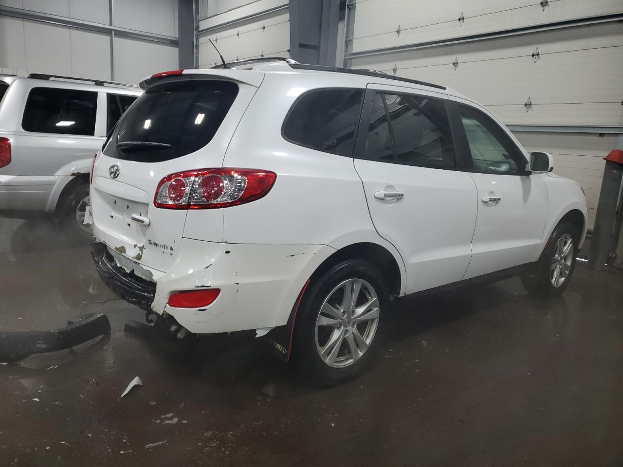 2011 Hyundai Santa Fe VIN 5XYZK4AG9BG048310 Copart auction photo, rear end damage thumbnail 3