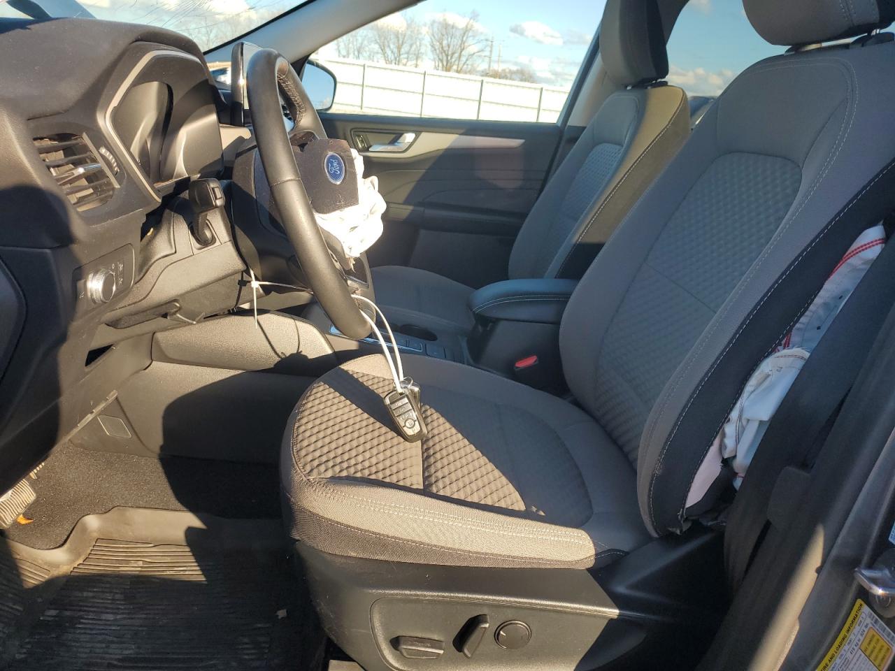 2021 Ford Escape VIN 1FMCU9G62MUA98894 Copart auction photo, front end / side damage thumbnail 7