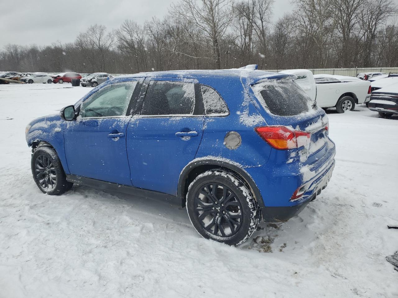 2018 Mitsubishi Outlander VIN JA4AR3AUXJZ025220 Copart auction photo, front end damage thumbnail 2