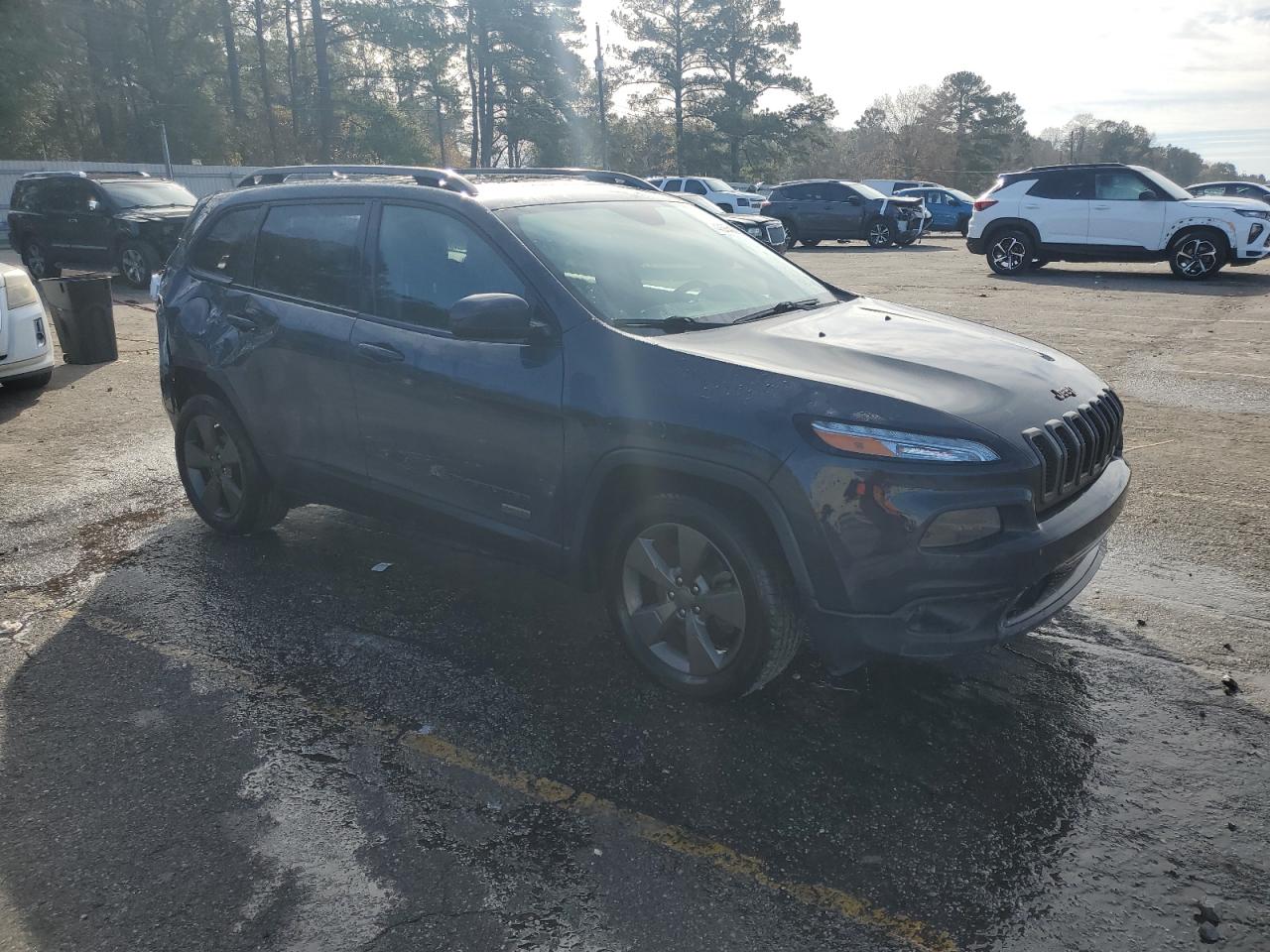 2017 Jeep Grand Cherokee VIN 1C4PJLCBXHW577444 Copart auction photo, hail / all over damage thumbnail 4