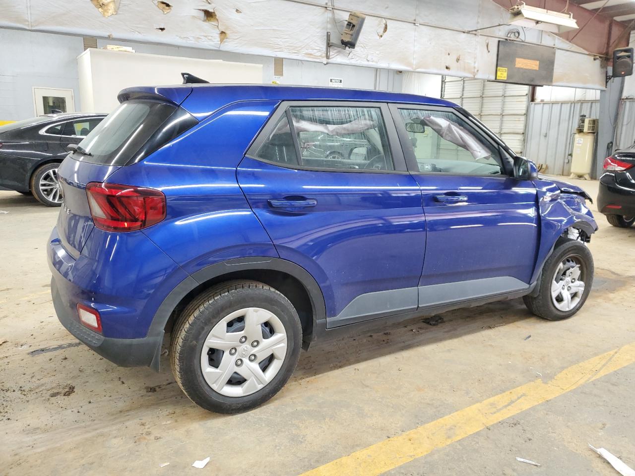 2020 Hyundai Venue VIN KMHRB8A37LU044935 Copart auction photo, front end damage thumbnail 3