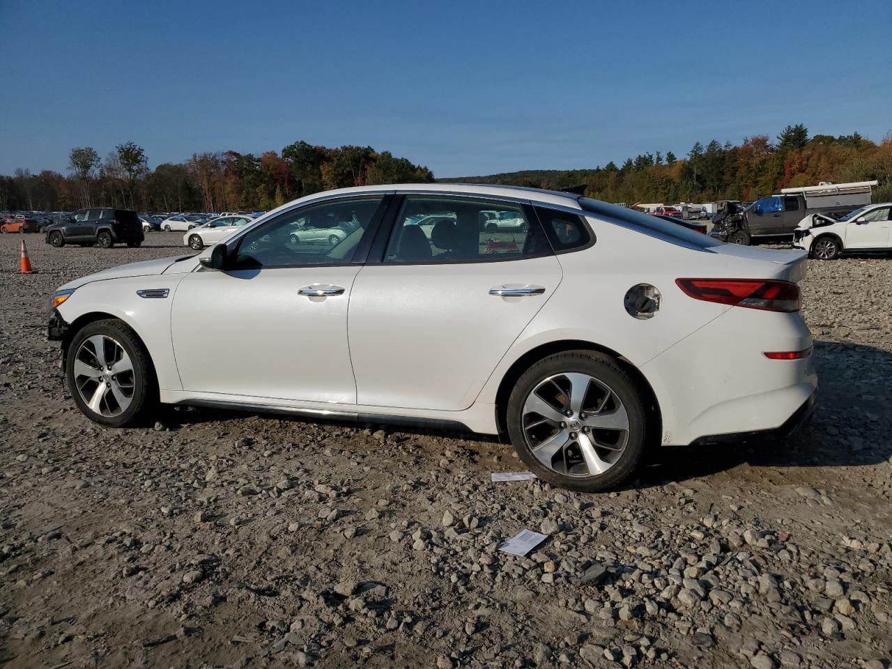 2019 KIA Optima VIN 5XXGT4L34KG318014 Copart auction photo, front end damage thumbnail 2