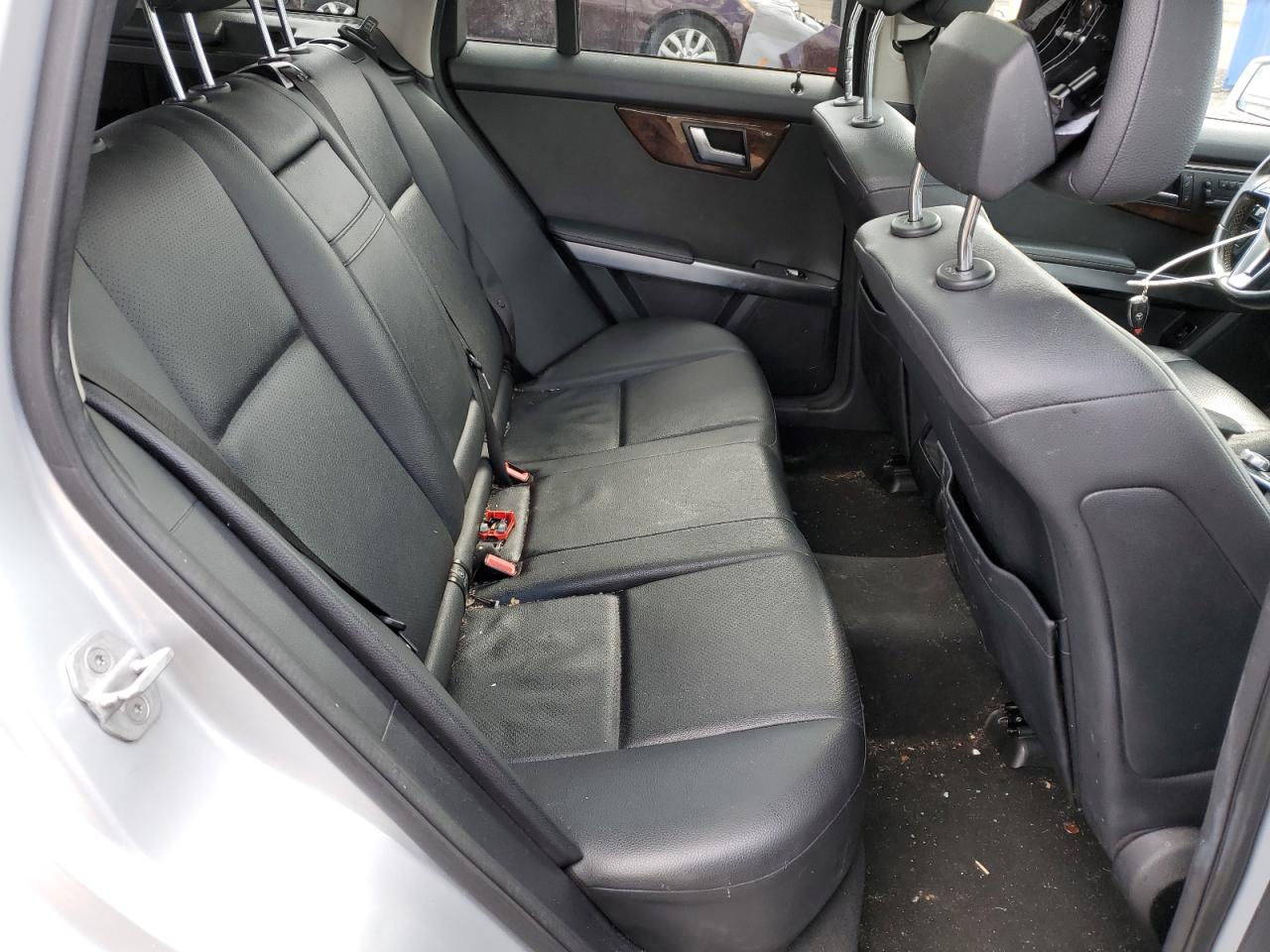 2015 Mercedes-Benz GLK-klasse VIN WDCGG8JB5FG401322 Copart auction photo, rear end / minor dent/scratches damage thumbnail 11