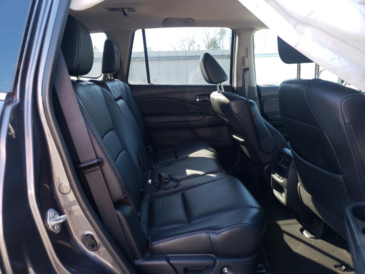 2018 Honda Pilot VIN 5FNYF5H57JB029352 Copart auction photo, all over / undercarriage damage thumbnail 11
