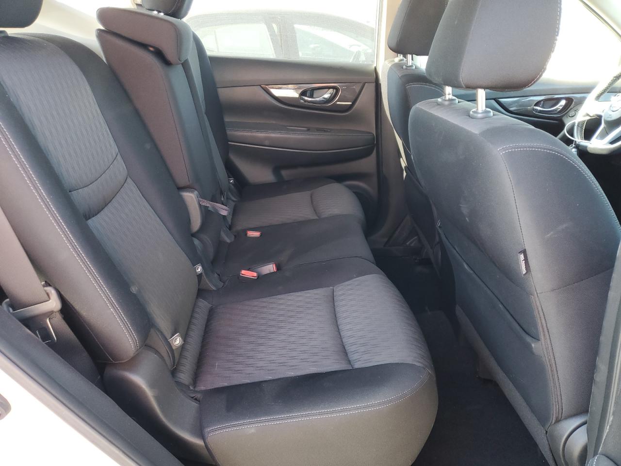 2018 Nissan Rogue VIN JN8AT2MVXJW311581 Copart auction photo, rear end / minor dent/scratches damage thumbnail 11