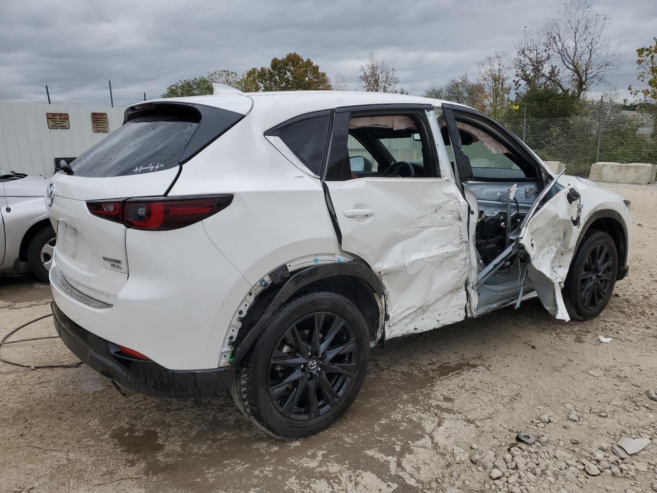 2024 Mazda CX-5 VIN JM3KFBAY0R0404542 Copart auction photo, side damage thumbnail 3
