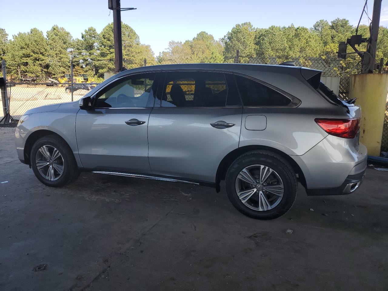 2019 Acura MDX VIN 5J8YD3H33KL009219 Copart auction photo, minor dent/scratches damage thumbnail 2