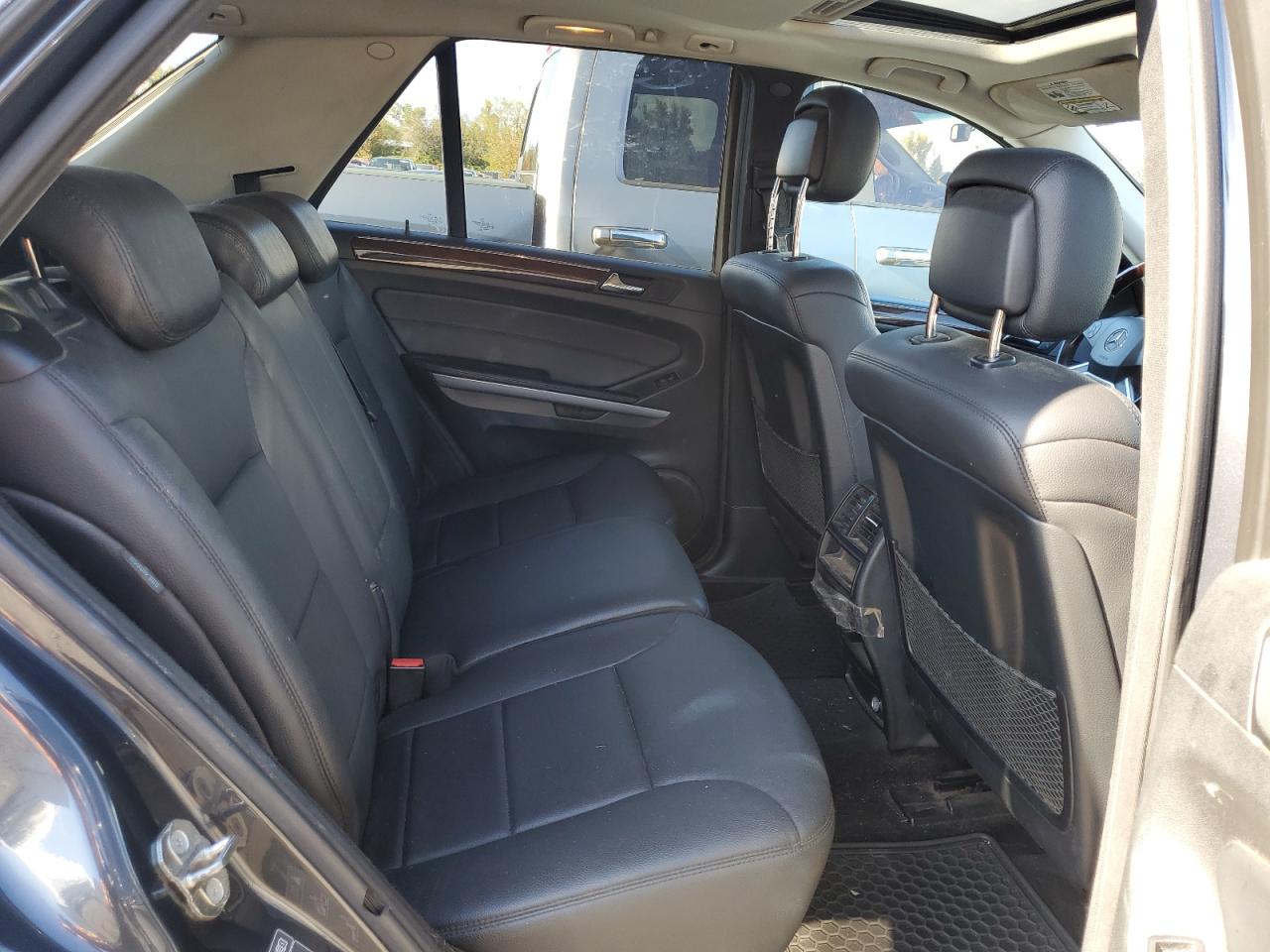 2010 Mercedes-Benz M-klasse VIN 4JGBB8GB8AA607697 Copart auction photo, minor dent/scratches / front end damage thumbnail 10