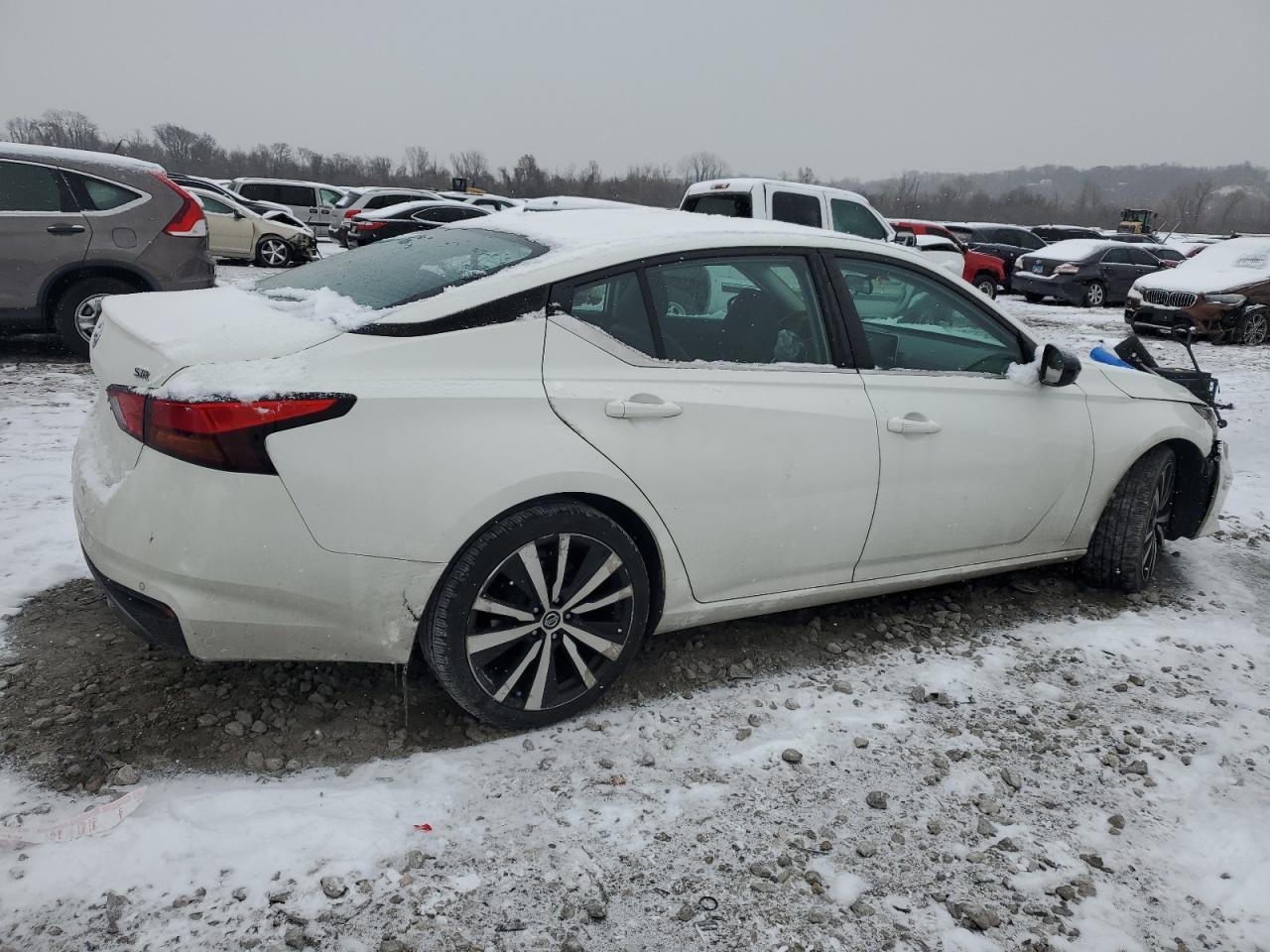 2021 Nissan Altima VIN 1N4BL4CV4MN371899 Copart auction photo, front end damage thumbnail 3