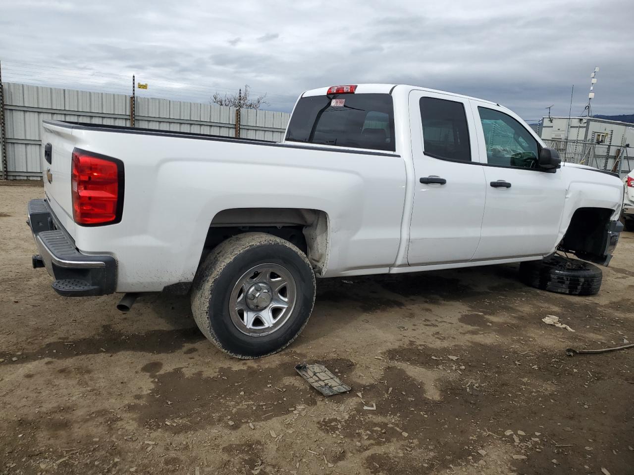 2015 Chevrolet Silverado VIN 1GCRCPEH7FZ197131 Copart auction photo, front end / undercarriage damage thumbnail 3