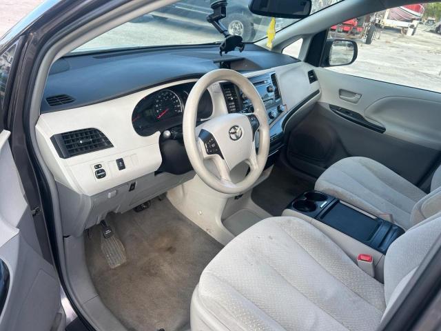 2011 Toyota Sienna VIN 5TDKK3DC2BS026091 Copart auction photo, minor dent/scratches / normal wear damage thumbnail 5