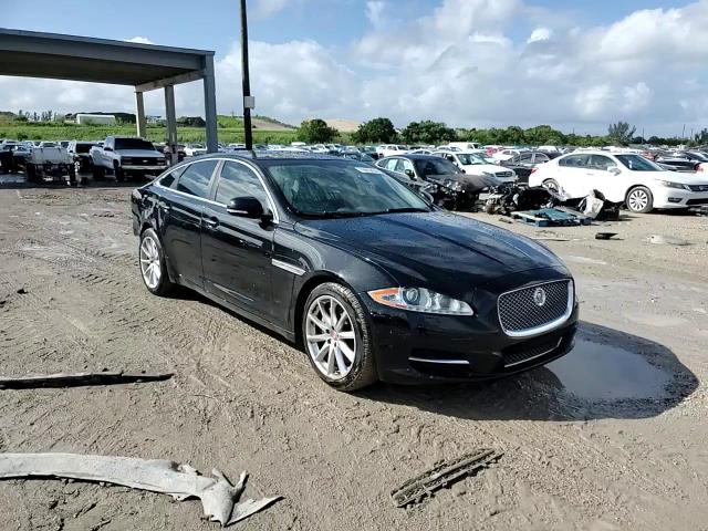 2015 Jaguar XJ VIN SAJWA1CZXF8V81218 Copart auction photo, rear end / minor dent/scratches damage thumbnail 14