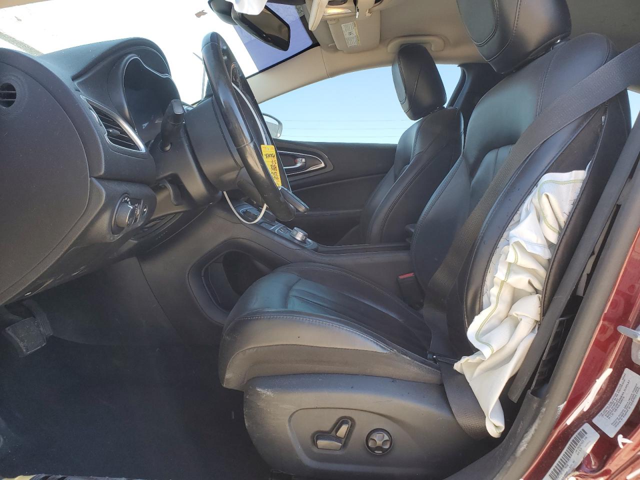 2016 Chrysler 200 VIN 1C3CCCAB1GN178846 Copart auction photo, side / minor dent/scratches damage thumbnail 7