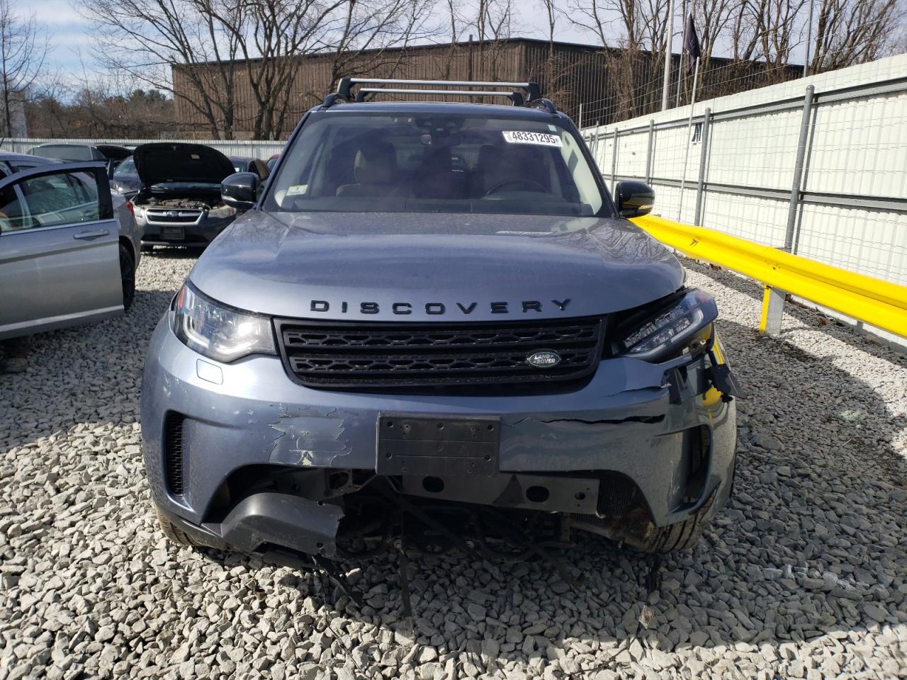 2019 Land Rover Discovery VIN SALRG2RV8K2413779 Copart auction photo, front end / minor dent/scratches damage thumbnail 5