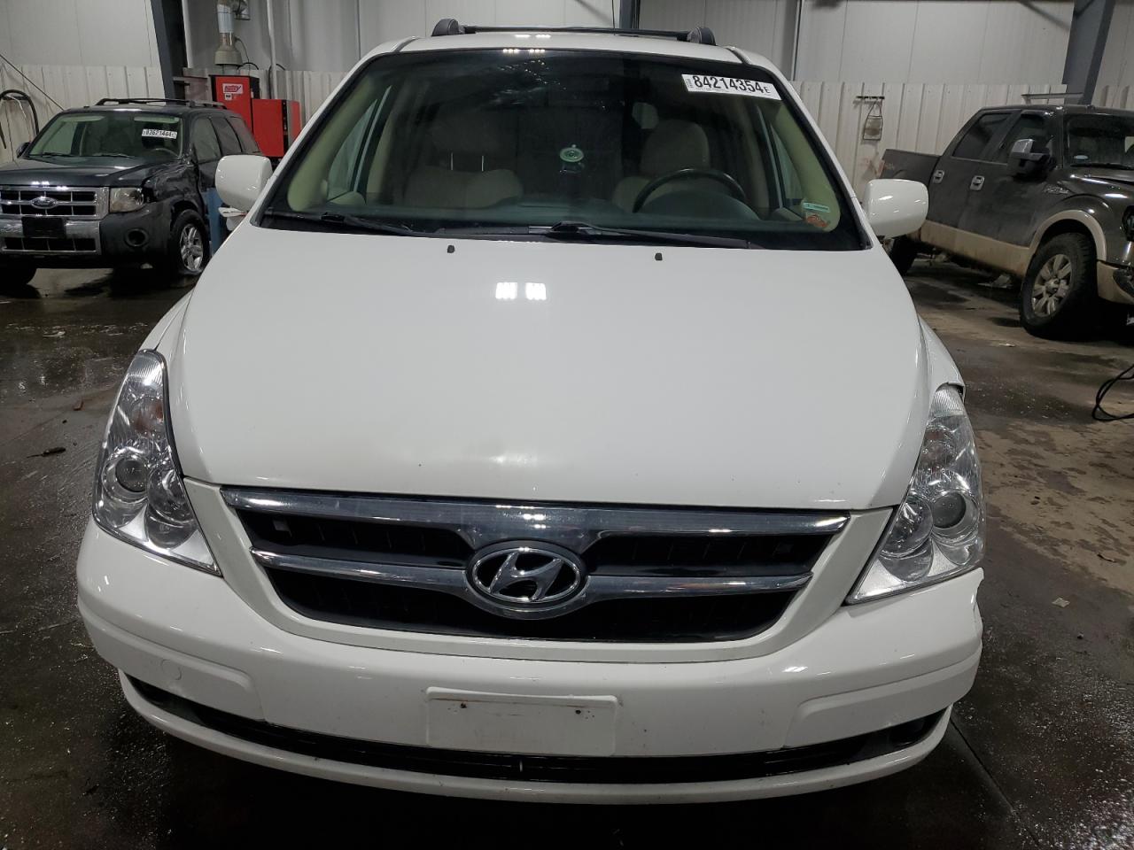2008 Hyundai Entourage VIN KNDMC233486056798 Copart auction photo, front end / rear end damage thumbnail 5