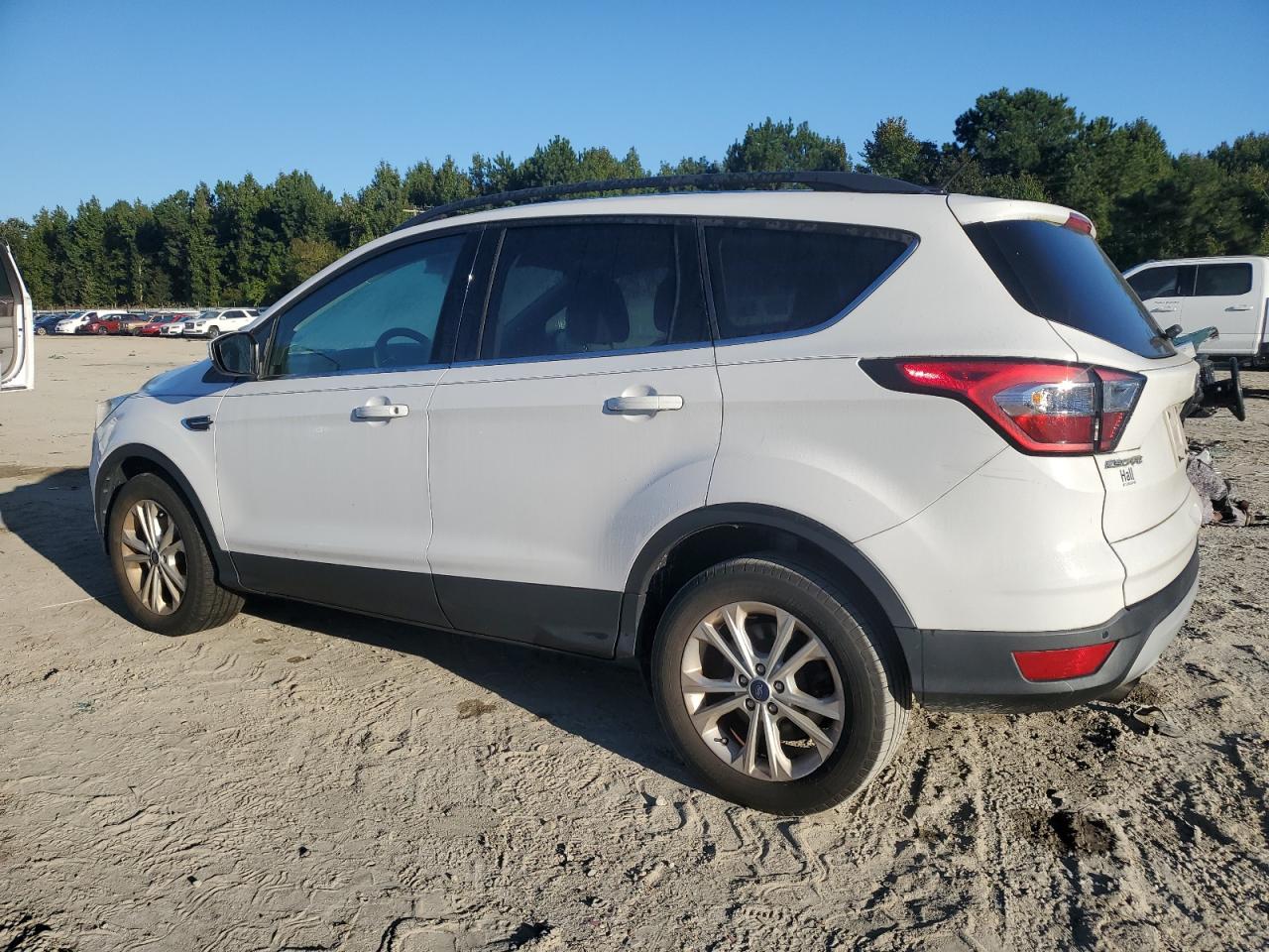 2017 Ford Escape VIN 1FMCU9GD9HUC73968 Copart auction photo, normal wear damage thumbnail 2