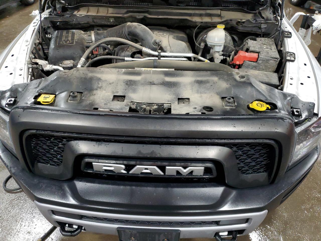 2016 RAM 1500 VIN 1C6RR7YT0GS232852 Copart auction photo, side / front end damage thumbnail 12