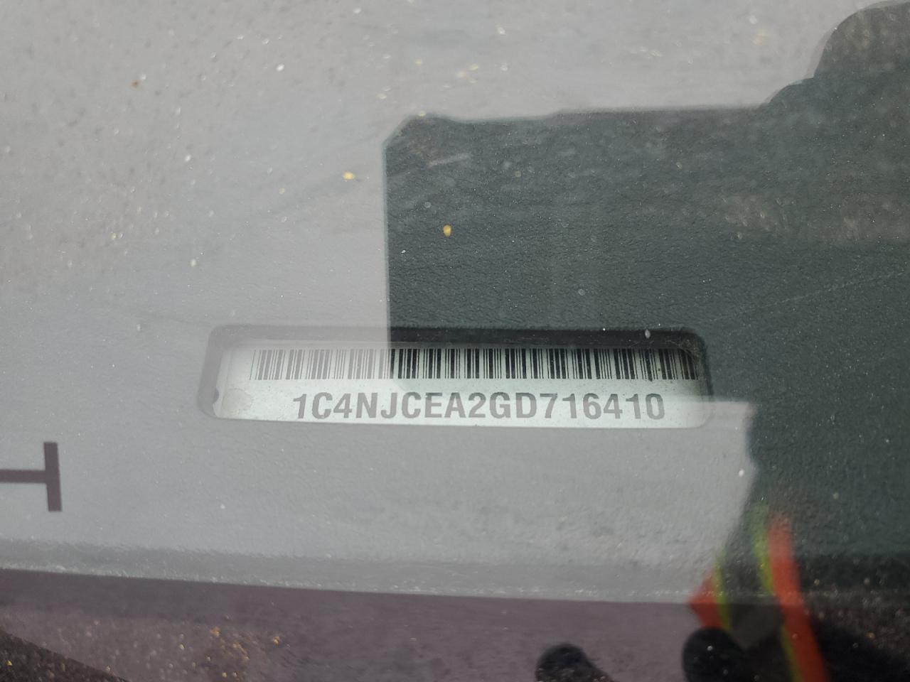 2016 Jeep Compass VIN 1C4NJCEA2GD716410 Copart auction photo, front end / side damage thumbnail 13