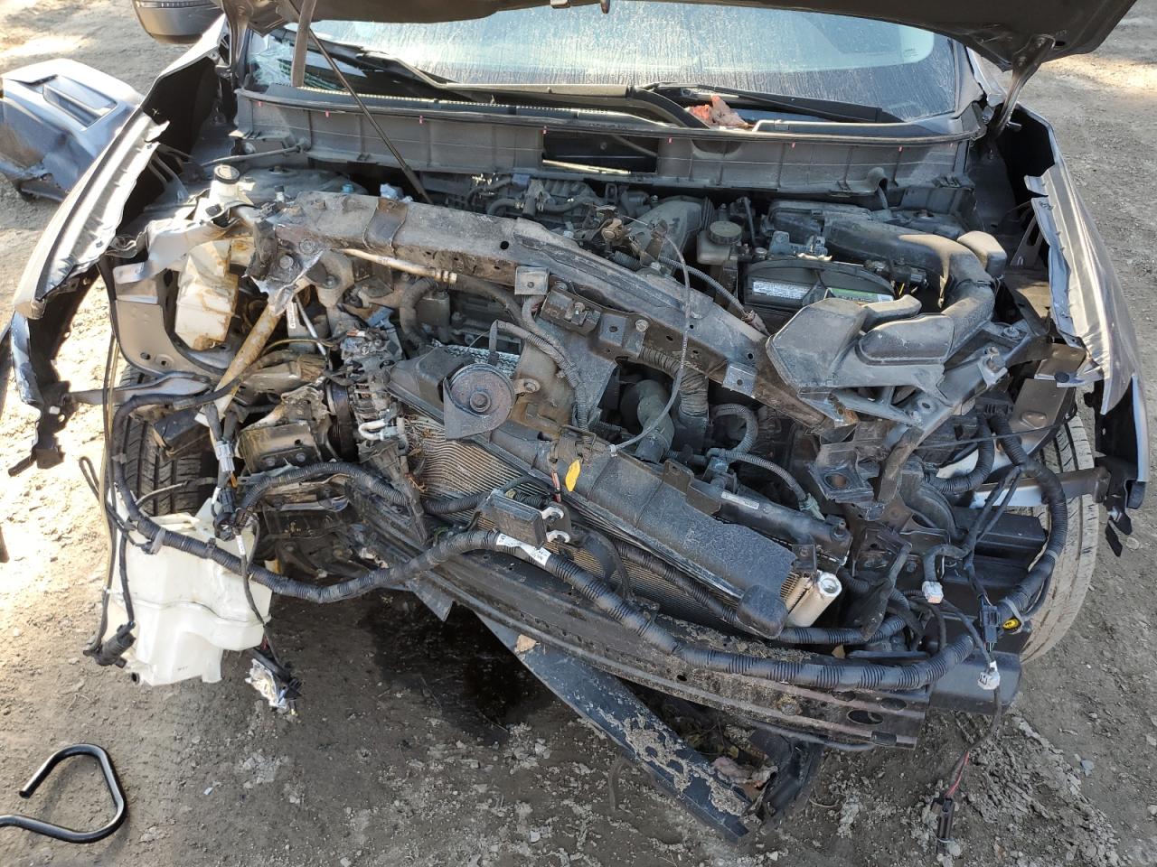2017 Nissan Rogue VIN KNMAT2MV5HP576411 Copart auction photo, front end / side damage thumbnail 14