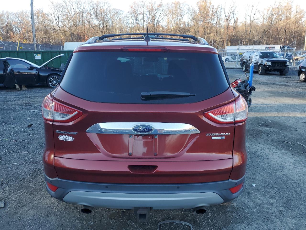 2016 Ford Escape VIN 1FMCU9J91GUB90117 Copart auction photo, front end / minor dent/scratches damage thumbnail 6