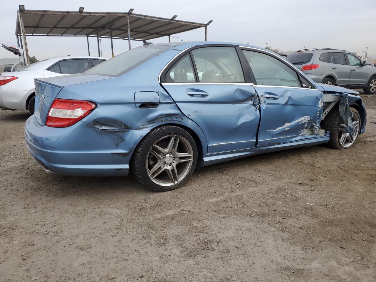 2011 Mercedes-Benz C-klasse VIN WDDGF5EB9BR175078 Copart auction photo, all over damage thumbnail 3