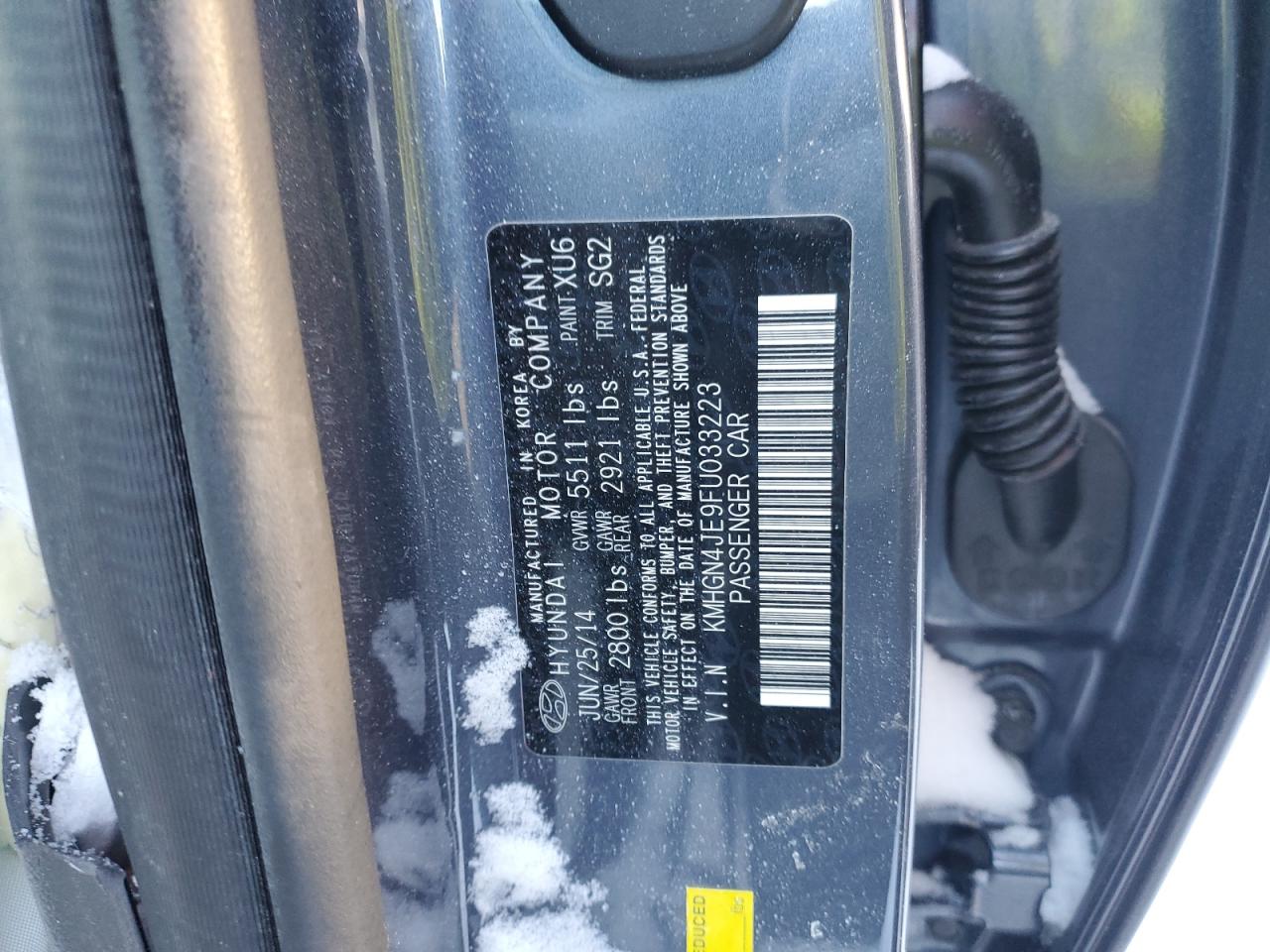 2015 Hyundai Genesis VIN KMHGN4JE9FU033223 Copart auction photo, front end / minor dent/scratches damage thumbnail 12